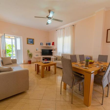 Dajana Apartments Ksamil Esterno foto