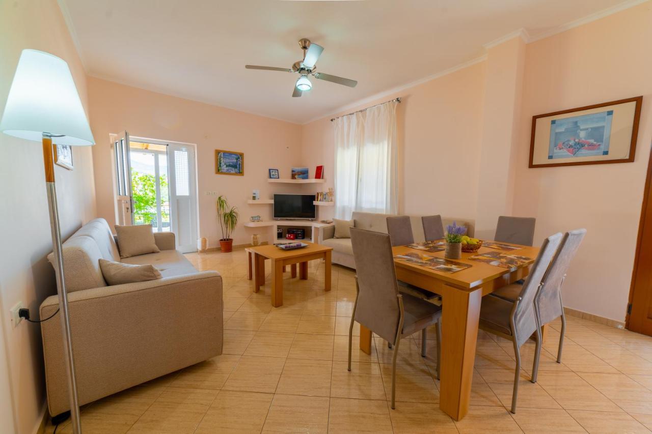 Dajana Apartments Ksamil Esterno foto