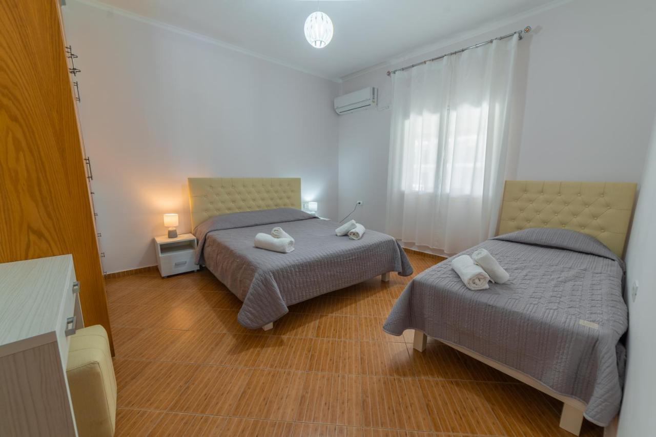 Dajana Apartments Ksamil Esterno foto