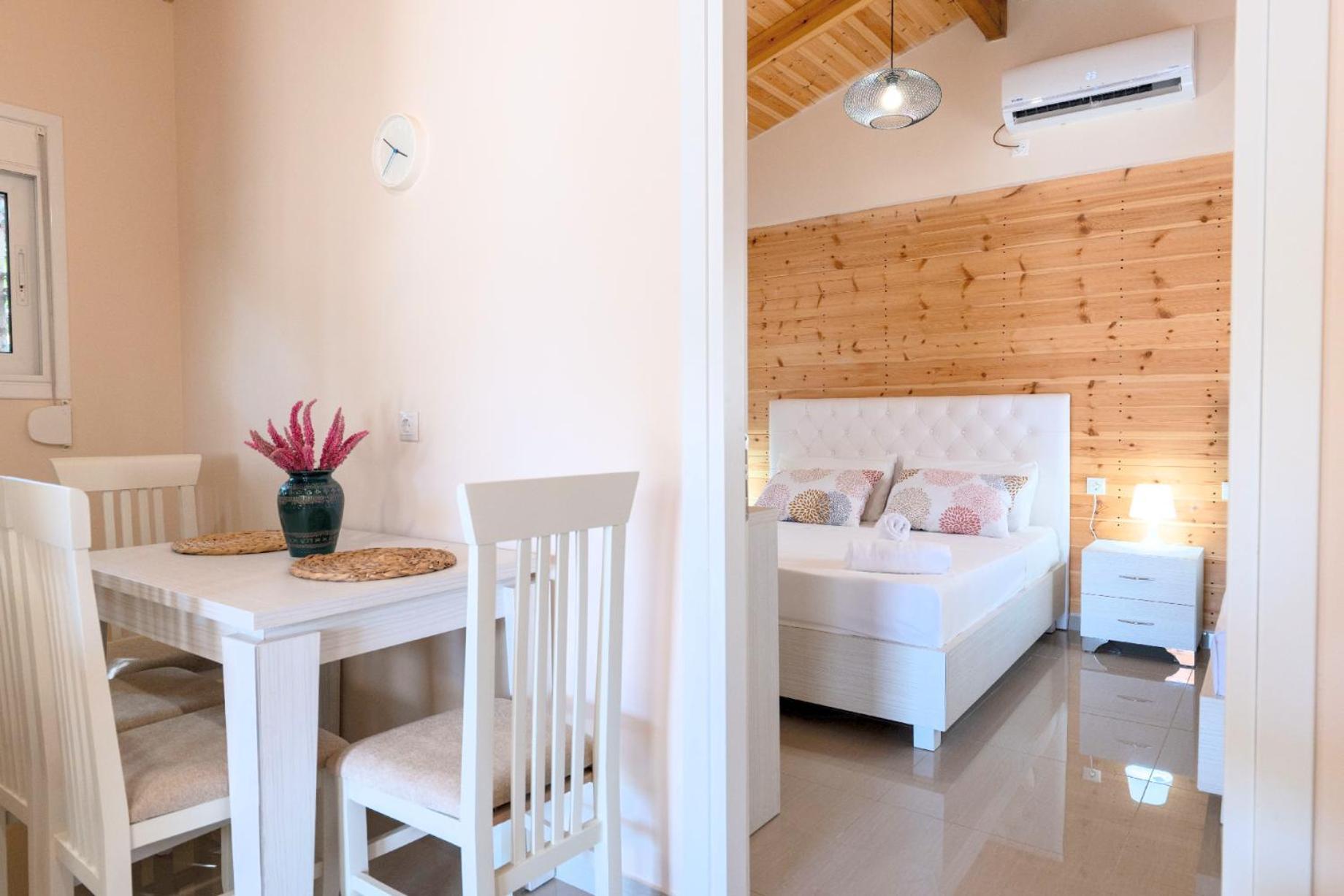 Dajana Apartments Ksamil Esterno foto